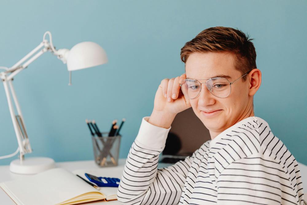 С какого возраста ребенку можно линзы